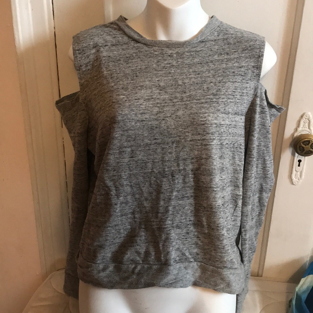 Zara • Cold Shoulder Marled Top • L